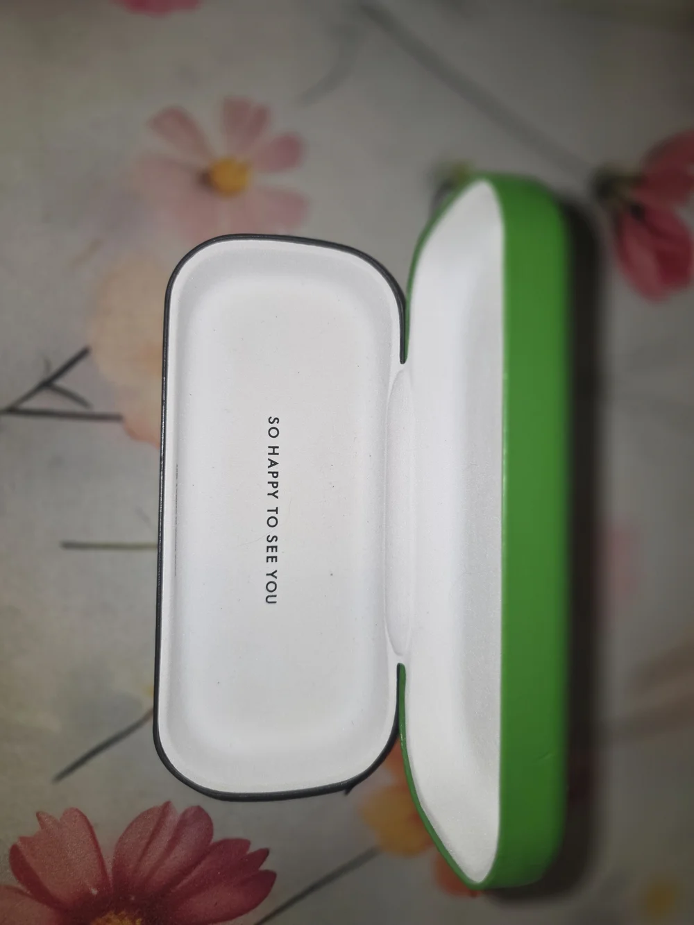 kate spade Green Hard Shell Eyewear Case